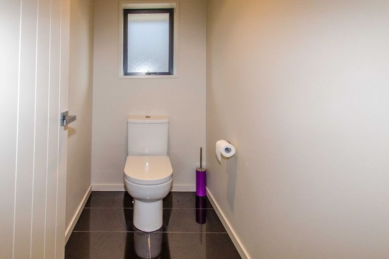 Photo of property in 26 Severn Street, Green Island, Dunedin, 9018