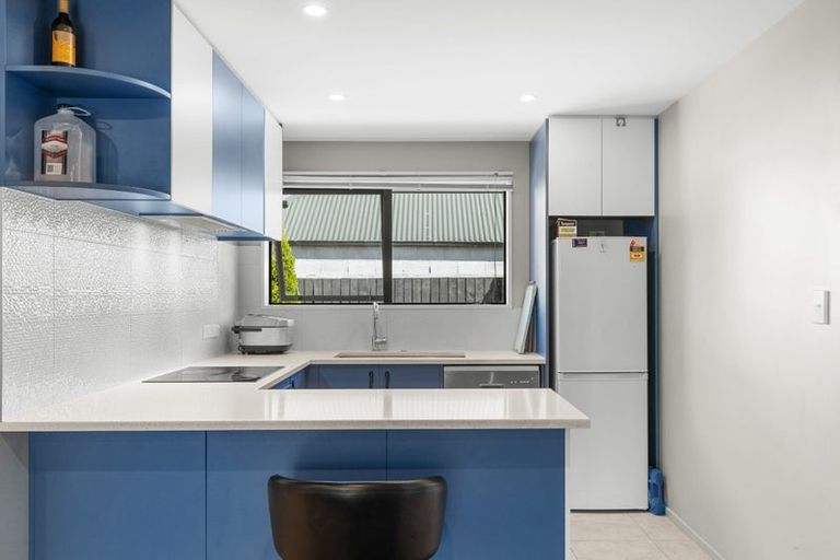 Photo of property in 1/137 Maidstone Road, Ilam, Christchurch, 8041