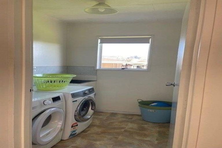 Photo of property in 15a Murphy Road, Taradale, Napier, 4112