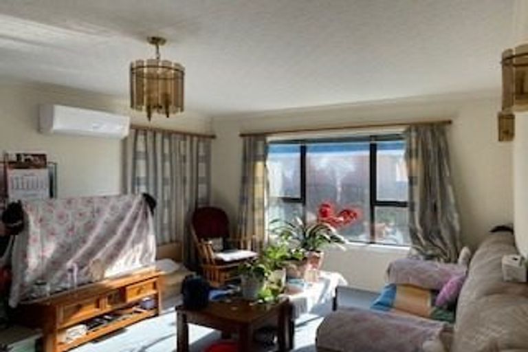 Photo of property in 19 Greenhurst Street, Sockburn, Christchurch, 8042