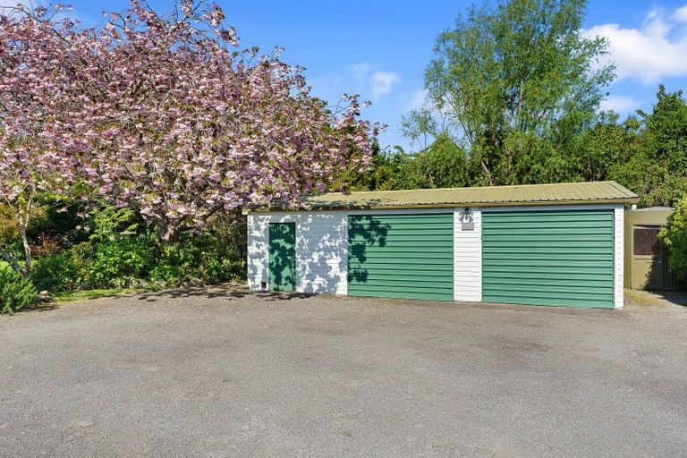 Photo of property in 66 Ringawhati Road, Otaki, 5583