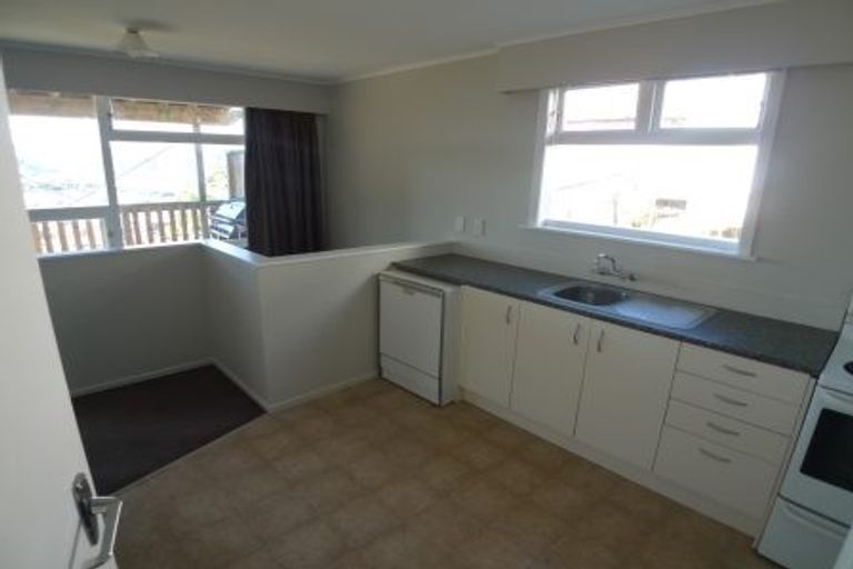 Photo of property in 95 Duncan Terrace, Kilbirnie, Wellington, 6022