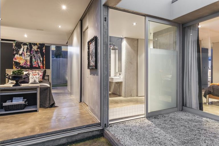 Photo of property in 14 Rita Way, Omaha, 0986