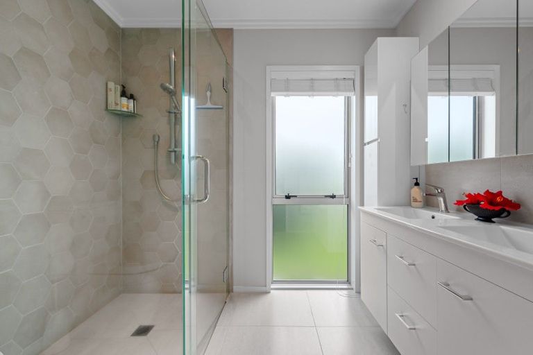 Photo of property in 23 Hansard Place, Bethlehem, Tauranga, 3110