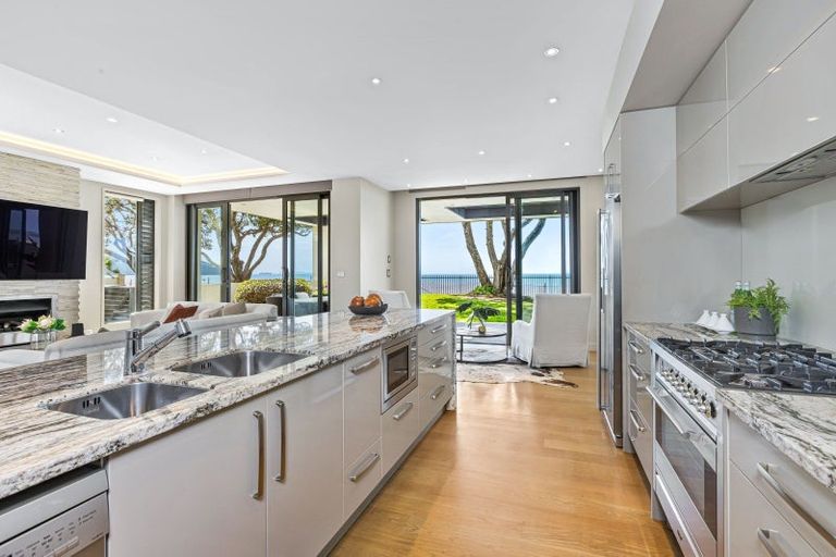 Photo of property in 359 Hibiscus Coast Highway, Orewa, 0931