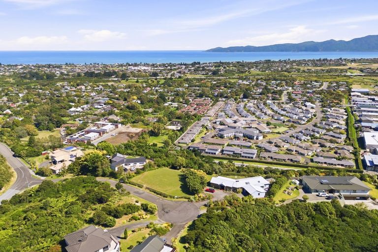 Photo of property in 7 Countryridge Close, Paraparaumu, 5032
