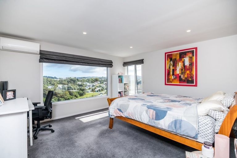 Photo of property in 104 Navigation Drive, Whitby, Porirua, 5024