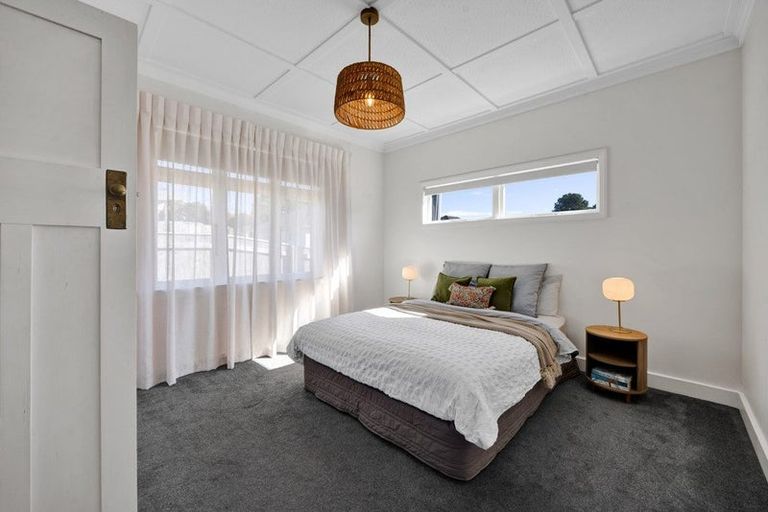 Photo of property in 2 Moana Crescent, Blagdon, New Plymouth, 4310