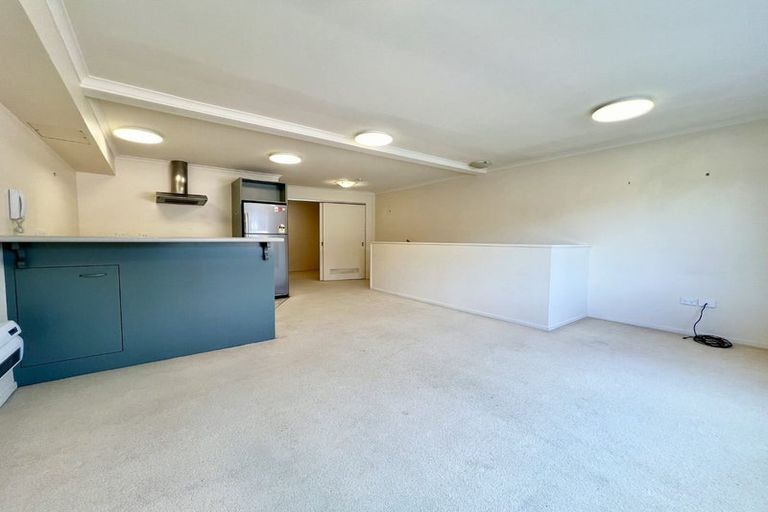 Photo of property in 83j Hill Street, Thorndon, Wellington, 6011