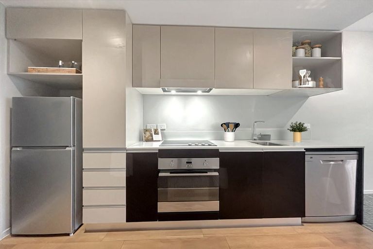 Photo of property in Masina Apartments, 106/80 Riddiford Street, Newtown, Wellington, 6021