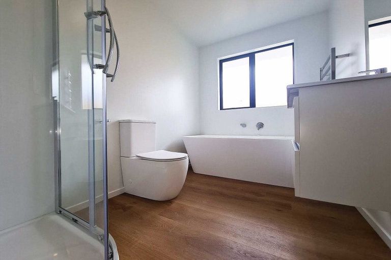 Photo of property in 22 Bill Hammond Drive, Belfast, 8051