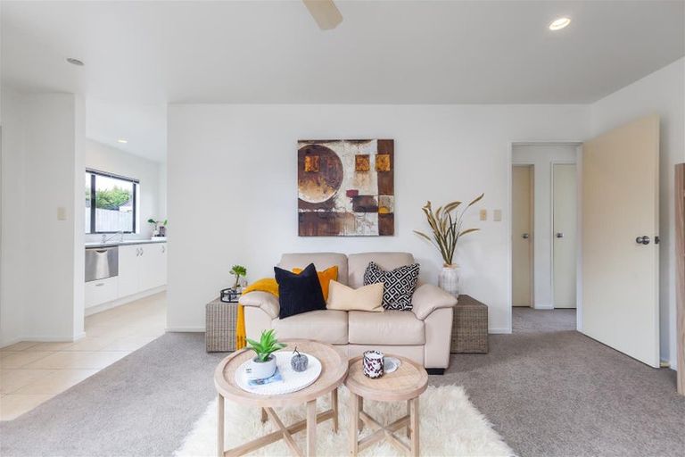 Photo of property in 23/5 Brixton Road, Manly, Whangaparaoa, 0930