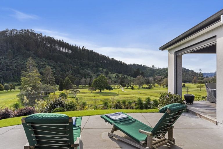 Photo of property in 19 Titoki Lane, Whangamata, 3691