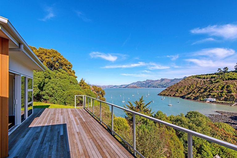 Photo of property in 8 Cass Bay Place, Cass Bay, Lyttelton, 8082