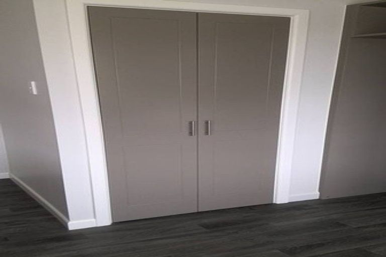 Photo of property in 6-8a Avenue Road, West End, Timaru, 7910