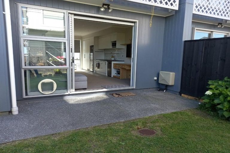 Photo of property in 24 Rangihina Road, Hobsonville, Auckland, 0616