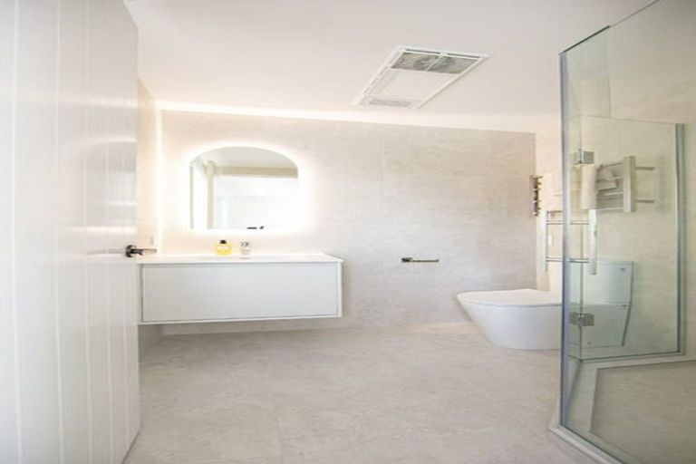 Photo of property in 4/29 Brandon Road, Glen Eden, Auckland, 0602