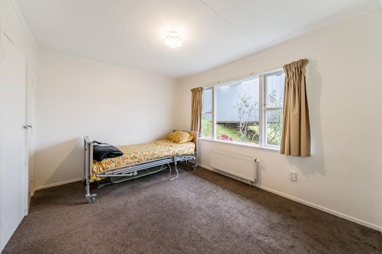 Photo of property in 30 Logie Street, Stokes Valley, Lower Hutt, 5019