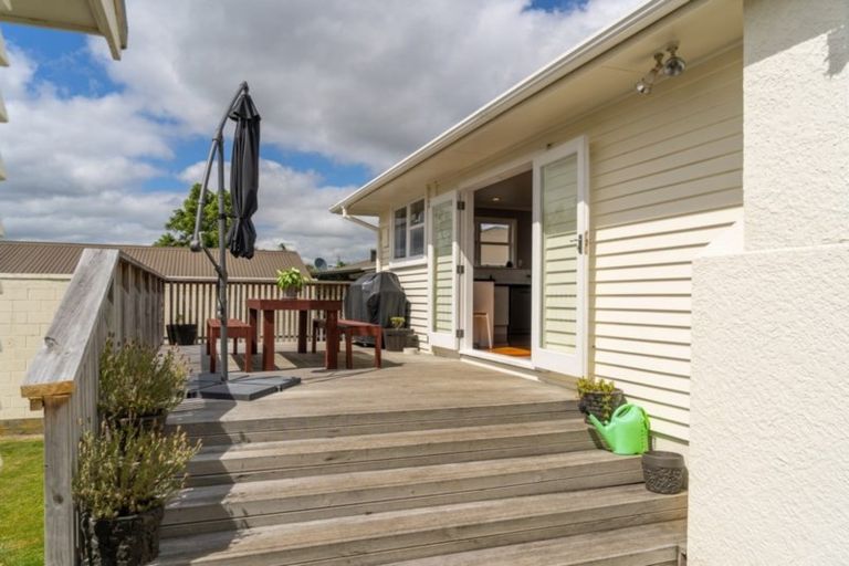 Photo of property in 6 Puriri Crescent, Lansdowne, Masterton, 5810