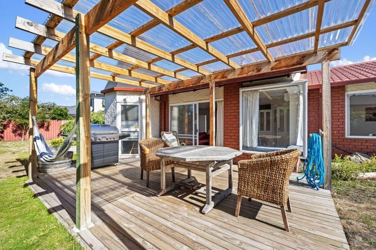 Photo of property in 7 Ludlow Place, Parklands, Christchurch, 8083