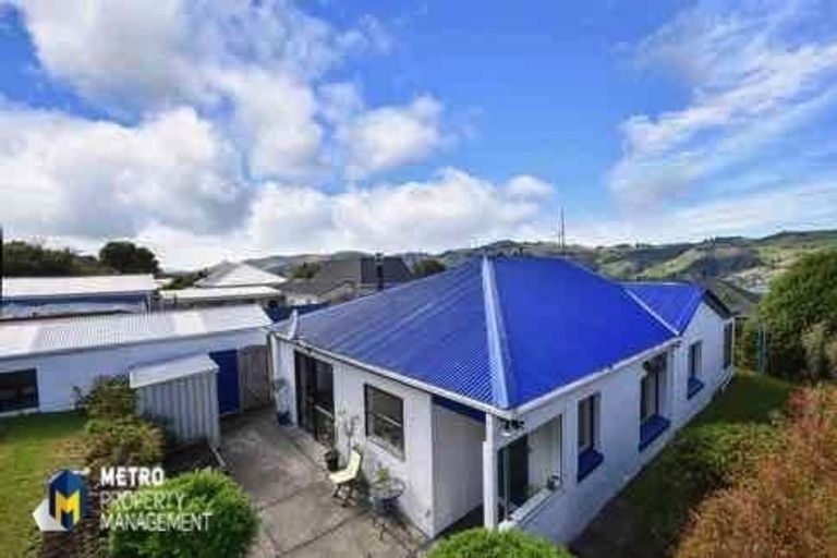 Photo of property in 1 Kowhai Street, Ravensbourne, Dunedin, 9022