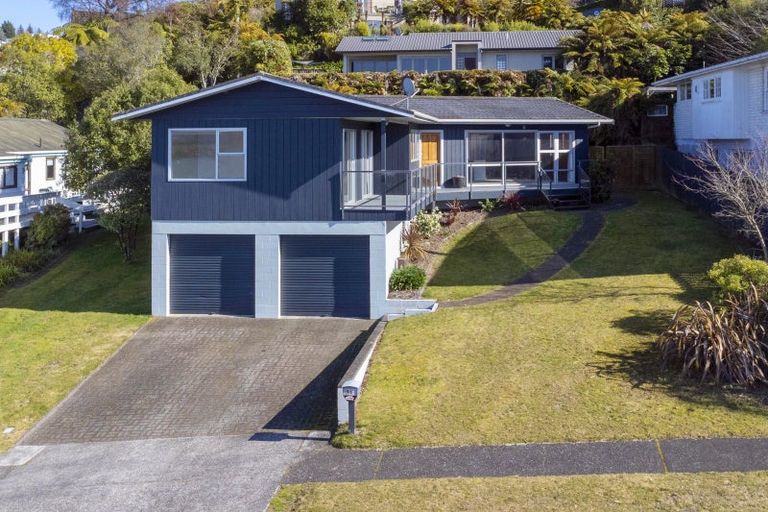 Photo of property in 96 Wakeman Road, Acacia Bay, Taupo, 3330