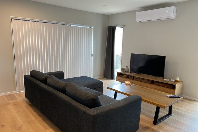 Photo of property in 24e Poinsettia Place, Henderson, Auckland, 0610