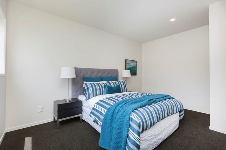 Photo of property in 35 Laly Haddon Place, Matakana, Warkworth, 0985