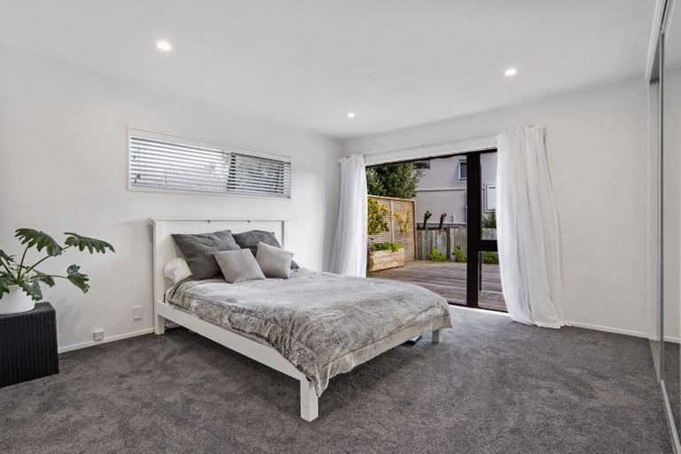 Photo of property in 1/5 Argyle Terrace, Milford, Auckland, 0620