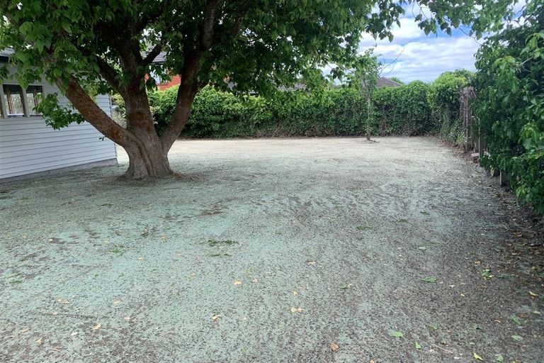 Photo of property in 12 Longmuir Street, Ilam, Christchurch, 8041