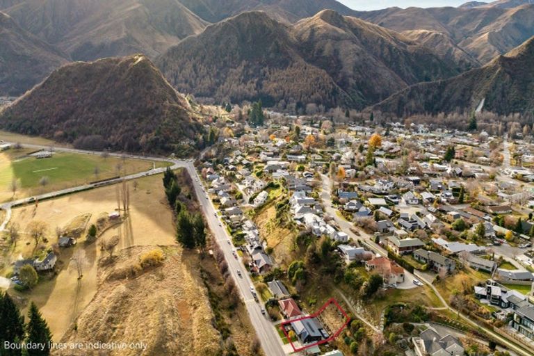 Photo of property in 41 Mcdonnell Road, Arrowtown, 9302