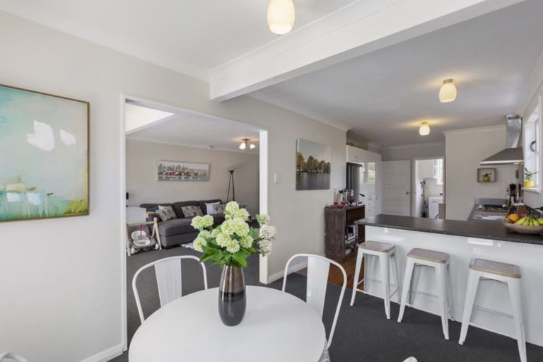 Photo of property in 29 Churton Crescent, Taita, Lower Hutt, 5011