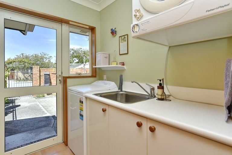 Photo of property in 20-22 Kingsbury Avenue, Rangiora, 7400