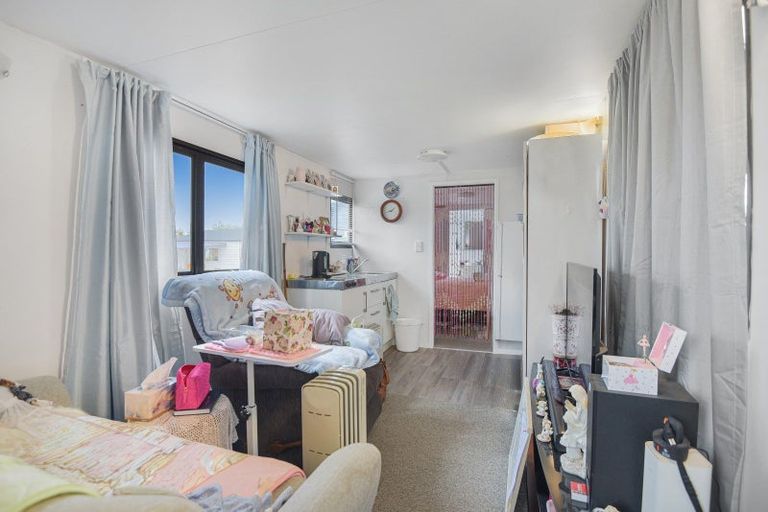 Photo of property in 35 Kings Avenue, Gonville, Whanganui, 4501