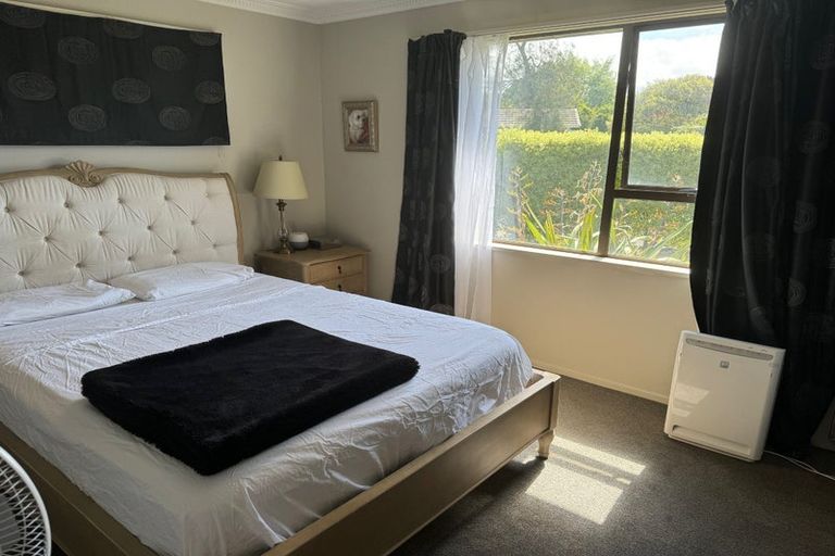 Photo of property in 2 Fenmere Place, Burwood, Christchurch, 8083