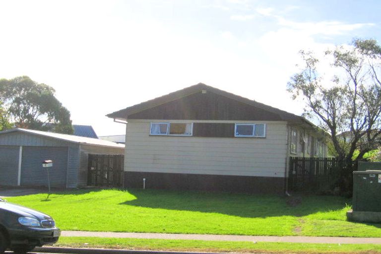 Photo of property in 6 Charntay Avenue, Clover Park, Auckland, 2019