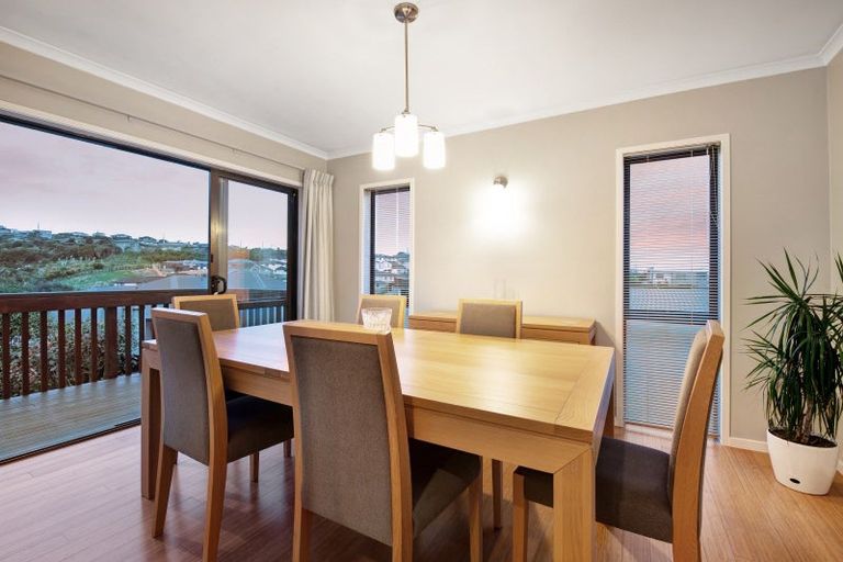 Photo of property in 30 Bayview Park Lane, Orewa, 0931