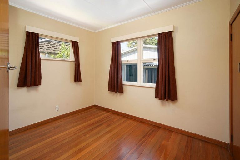 Photo of property in 1/24 Polstead Road, Stoke, Nelson, 7011