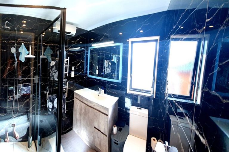 Photo of property in 21 Hawk Place, Welcome Bay, Tauranga, 3112