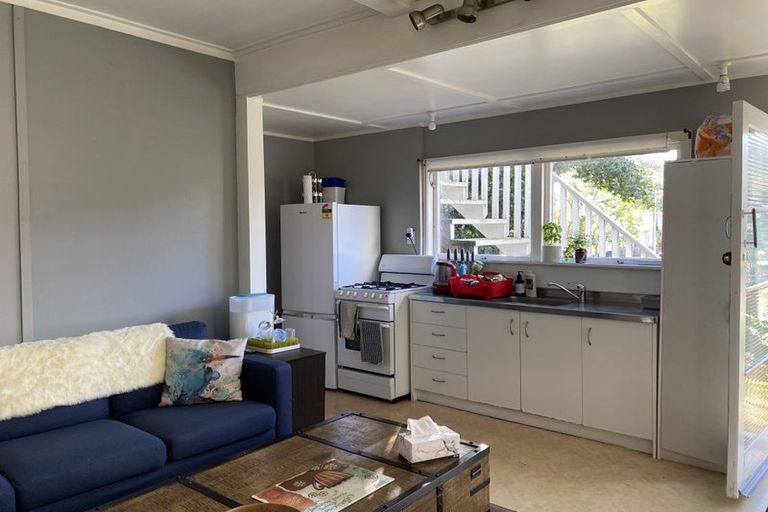 Photo of property in 18 Shoal Bay Road, Devonport, Auckland, 0624