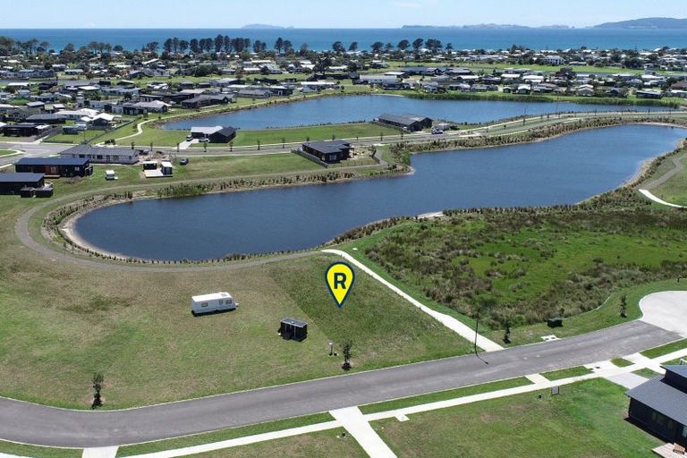 Photo of property in 13 Taniwha Place, Matarangi, 3592