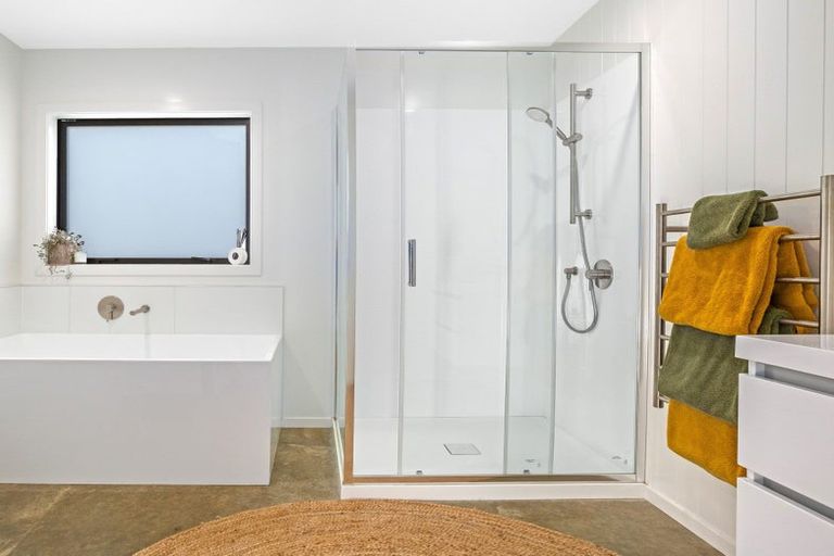 Photo of property in 27 Smithfield Road, Waikanae, 5391