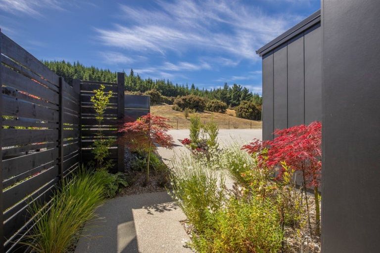 Photo of property in 6 Platinum Ridge, Wanaka, 9305