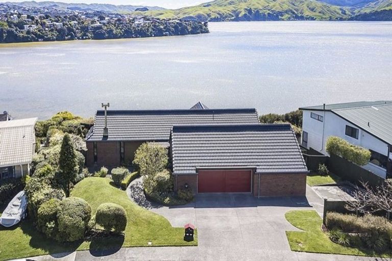 Photo of property in 21 Bosun Terrace, Whitby, Porirua, 5024