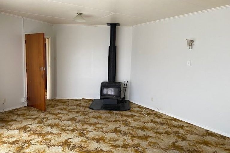 Photo of property in 32 Herrington Street, Foxton, 4814