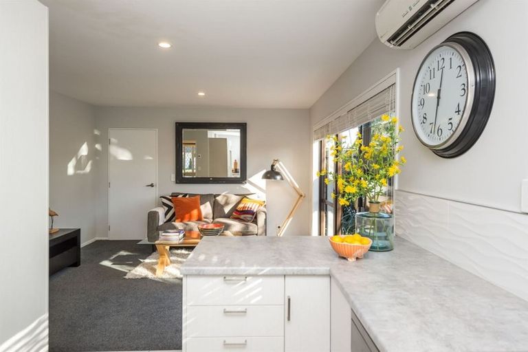 Photo of property in 2/23 Mary Street, Papanui, Christchurch, 8053