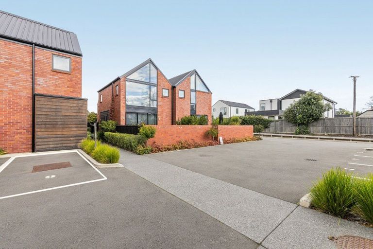 Photo of property in 9/66 Innes Road, St Albans, Christchurch, 8052