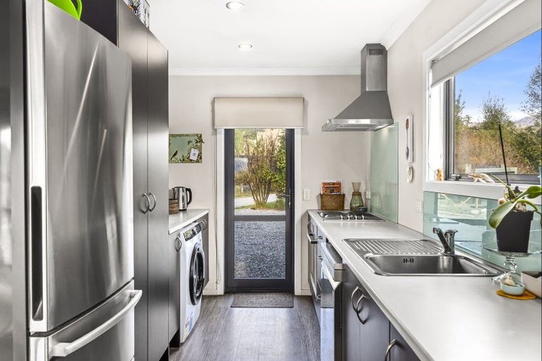 Photo of property in 145 Main Road, Luggate, Cromwell, 9383