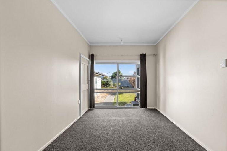 Photo of property in 605 Grove Road, Mayfair, Hastings, 4122