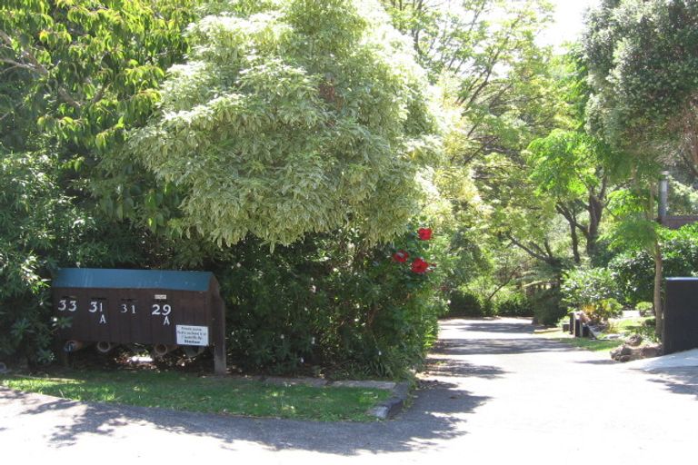 Photo of property in 31 Eastcliffe Road, Castor Bay, Auckland, 0620